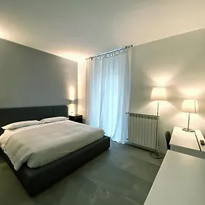  Konukevi Il Riccio İtalya
