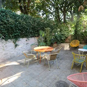  Hostel Grand Coconut İtalya