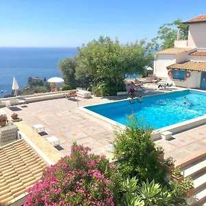 Lejlighedshotel Terra Rossa ***