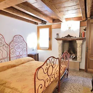 Appartement Papa Paolo Ii